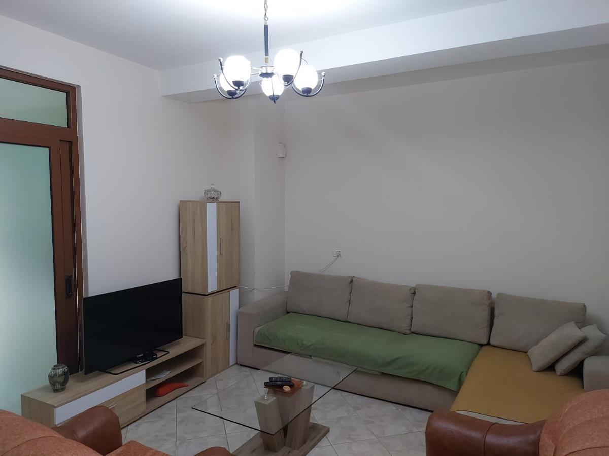 Apartament Mano' S Place Tirana Zewnętrze zdjęcie